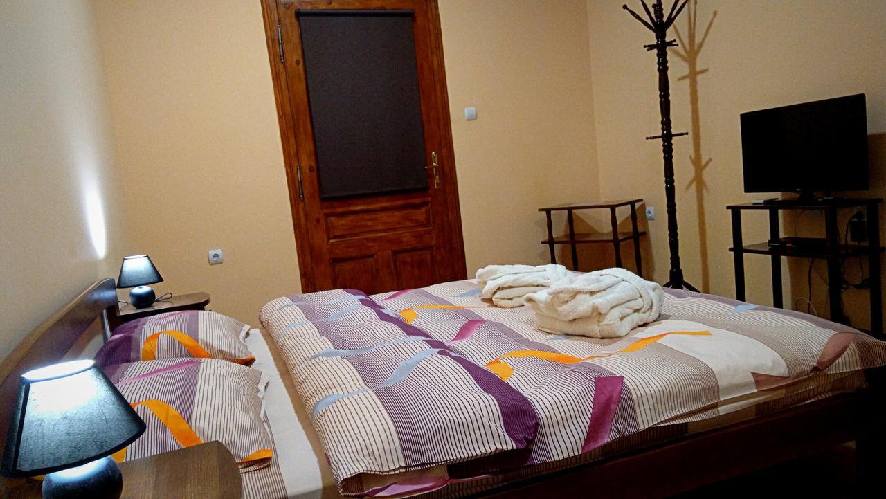 Guest House Fun And Rest بلوفديف المظهر الخارجي الصورة